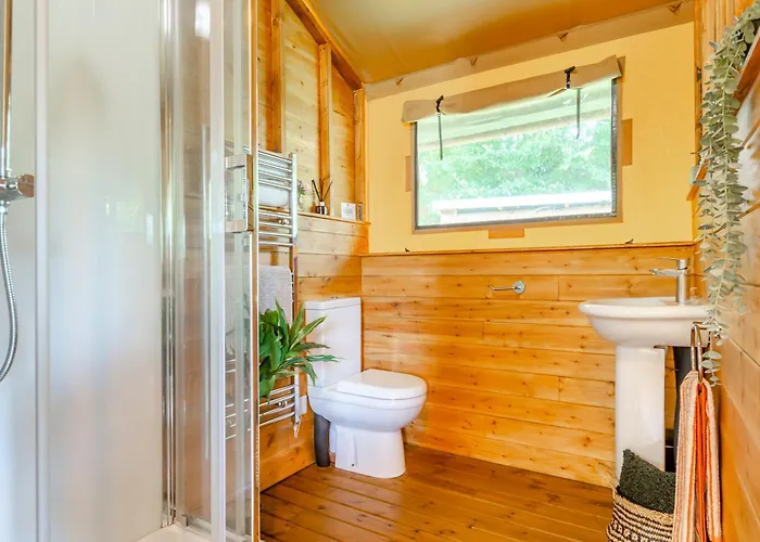 The Foxes Den - Uk45295 * Bishop Thornton